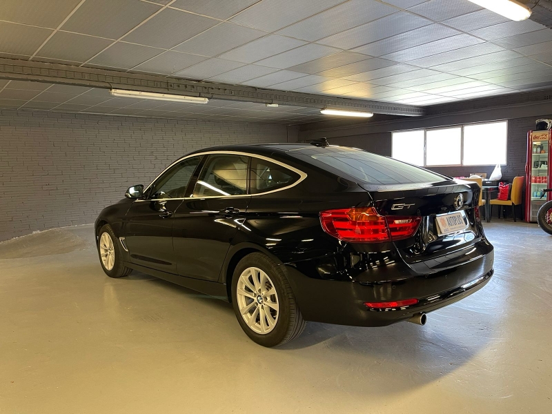 BMW GT 318d 143cv “automatic”