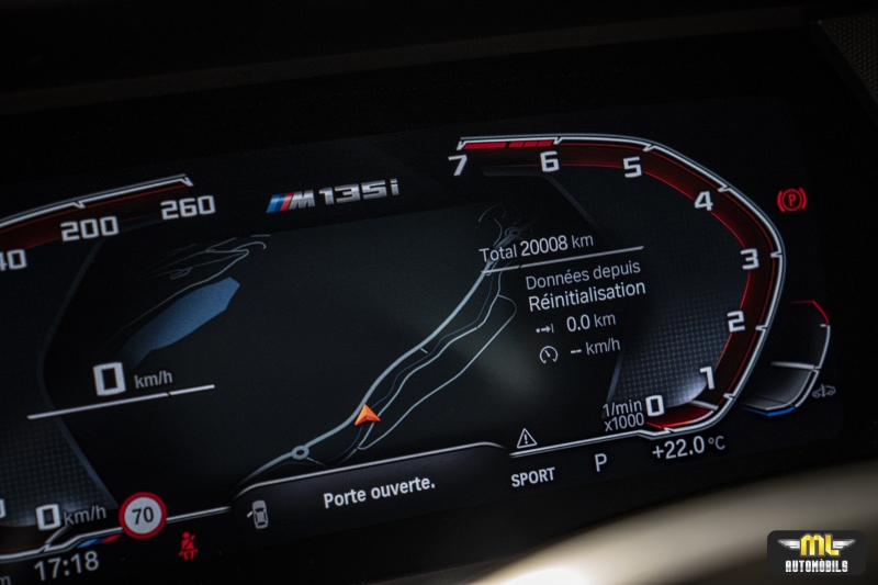 BMW M135i xDrive 2021