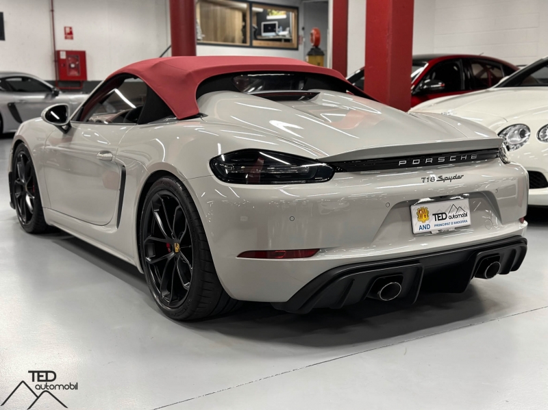 Porsche 718 Boxster Spyder 420cv