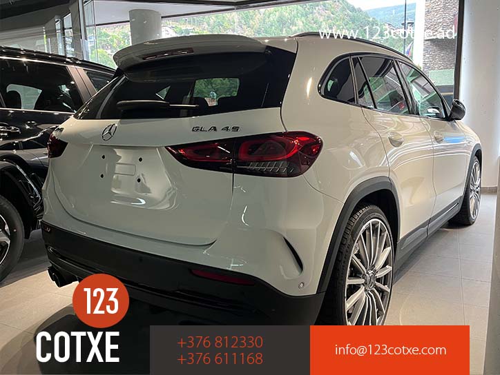 Mercedes-Benz GLA 45 AMG 4M /NAVI/LED/PANO/21´ ALU/NIGHT/ als SUV