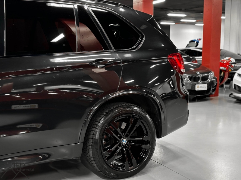 BMW X5 M50d 381cv