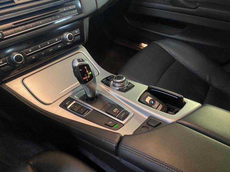 BMW 520i