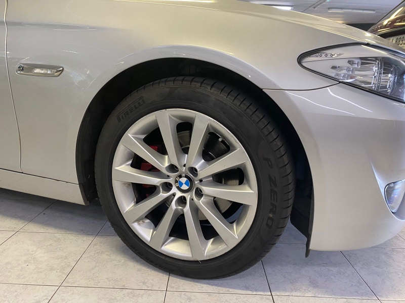 BMW 520i