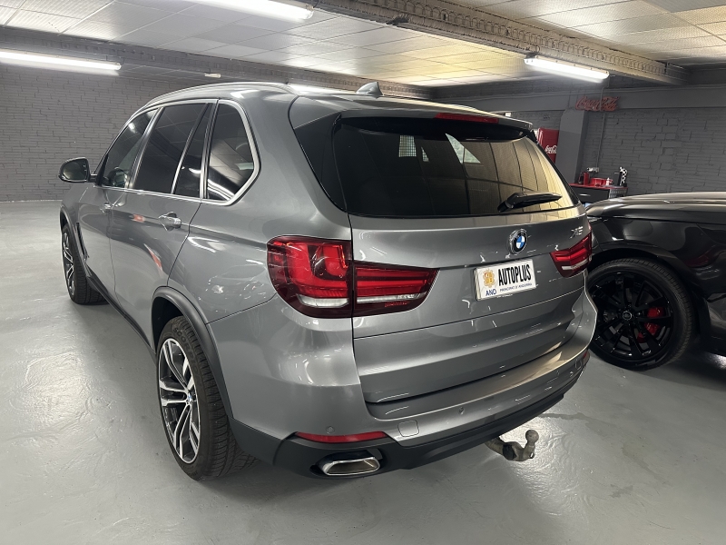 BMW X5 4.0d pack M 
