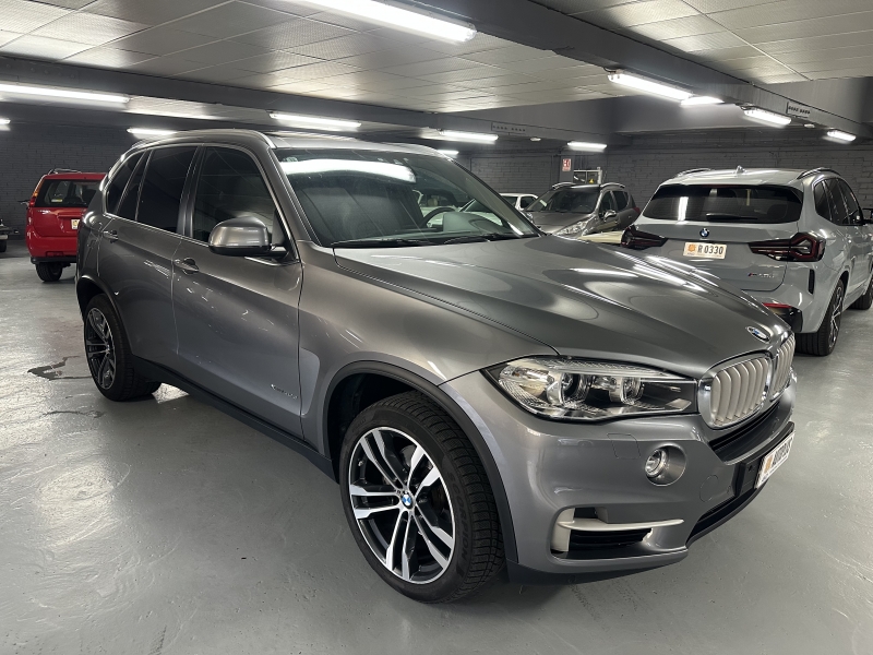 BMW X5 4.0d pack M 