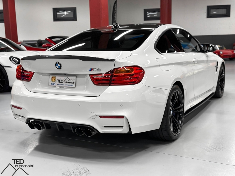 BMW M4 F82 431cv DKG Milteck
