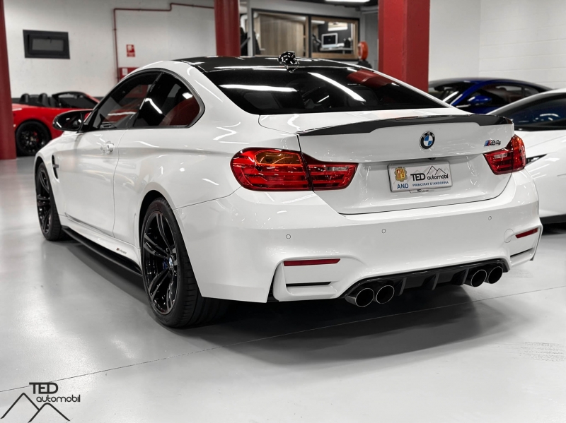 BMW M4 F82 431cv DKG Milteck