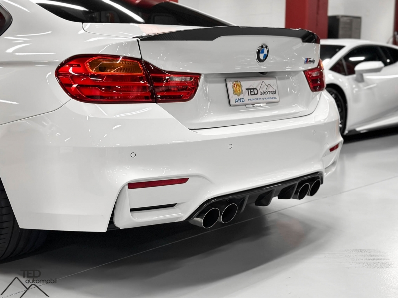 BMW M4 F82 431cv DKG Milteck