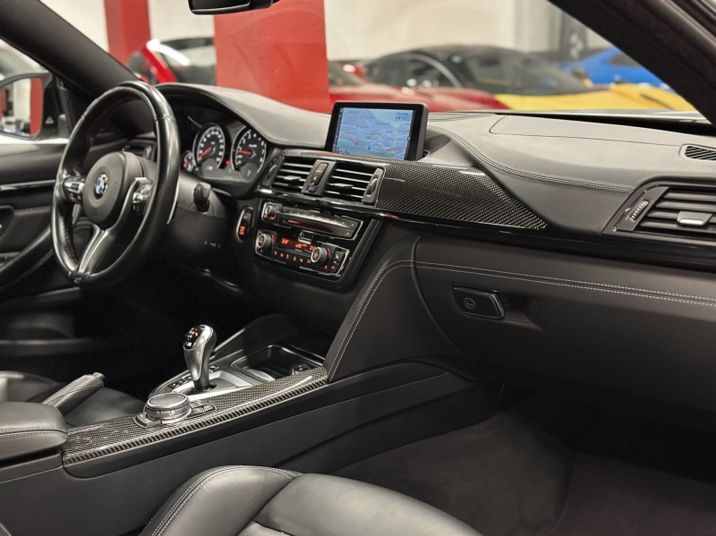 BMW M4 F82 431cv DKG Milteck