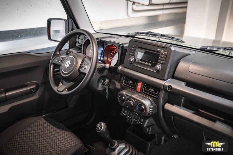 Suzuki Jimny Pro 1.5 4WD | NOU A ESTRENAR