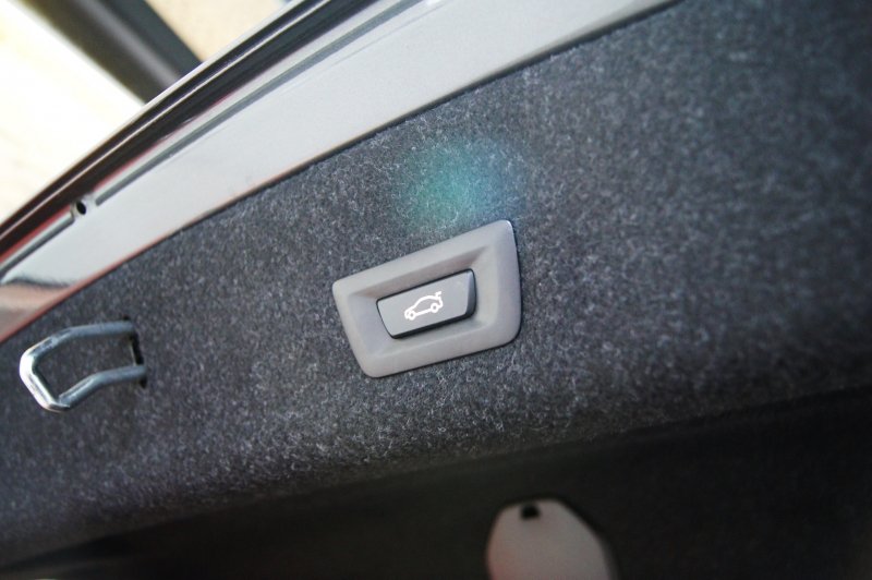 BMW 318D 150CV * PACK M *