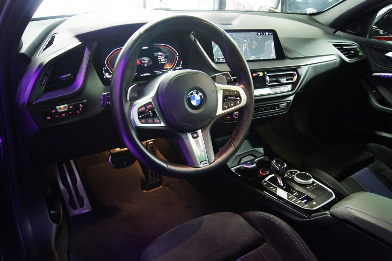 BMW M135i XDRIVE 306CV * FULL EQUIP *