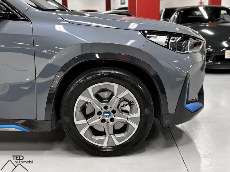 BMW iX1 30e X-Drive 272cv 100% Elèctric
