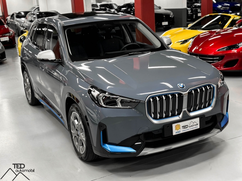 BMW iX1 30e X-Drive 272cv 100% Elèctric