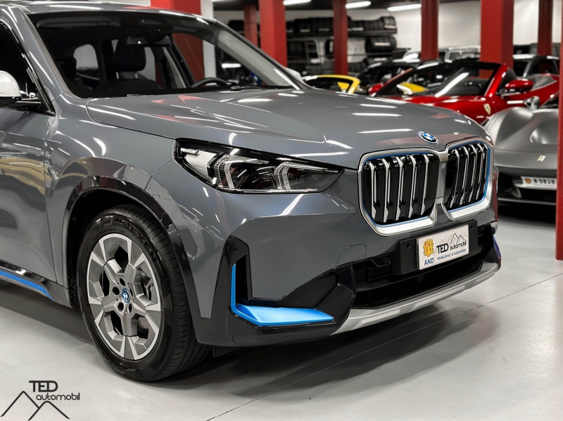 BMW iX1 30e X-Drive 272cv 100% Elèctric