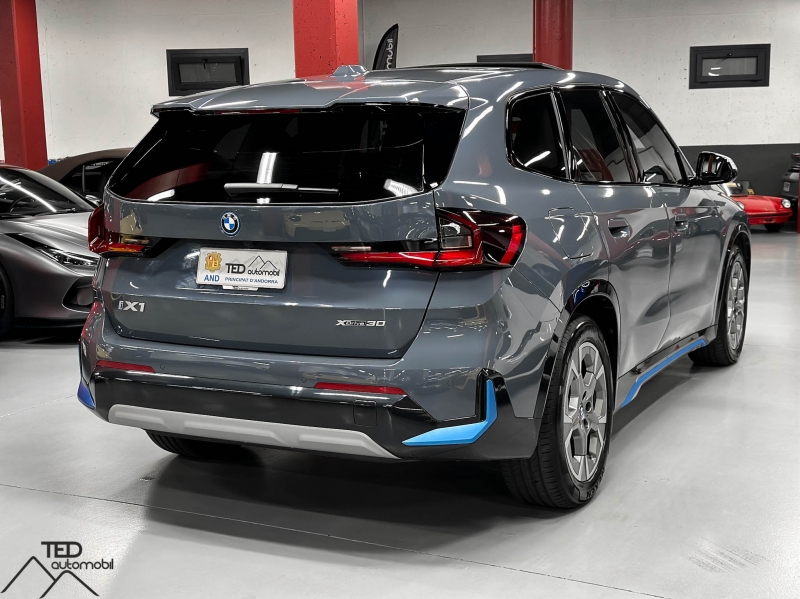 BMW iX1 30e X-Drive 272cv 100% Elèctric