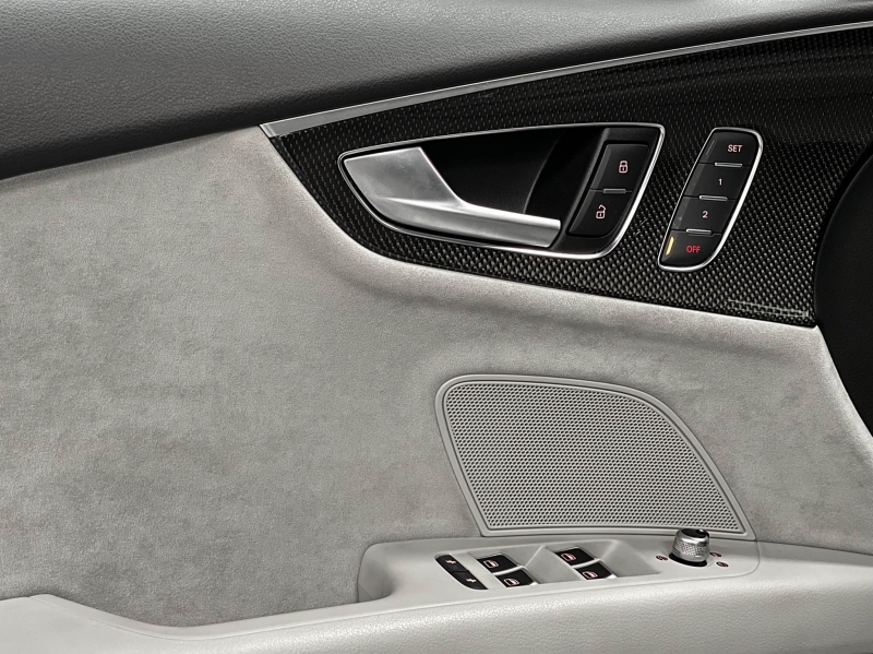 Audi S7 V8 450cv Quattro Akrapovic