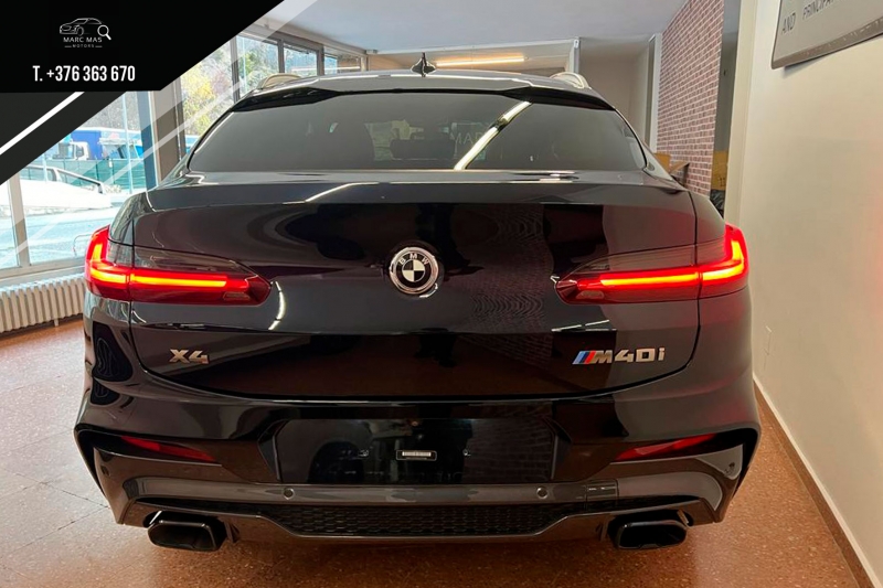 BMW X4 M40i