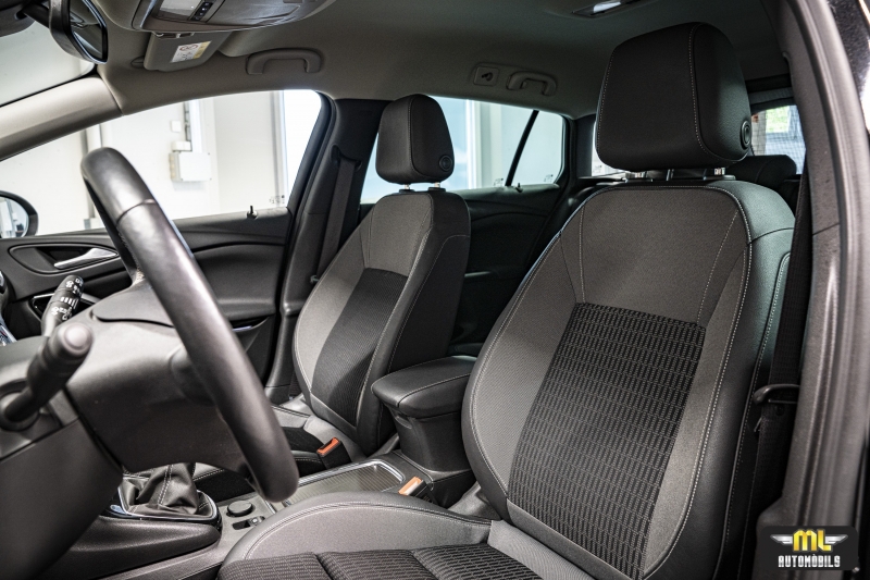 Opel Astra Sports Tourer 1.2 Turbo 145CV