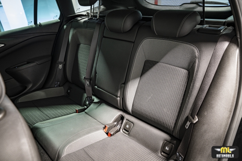 Opel Astra Sports Tourer 1.2 Turbo 145CV