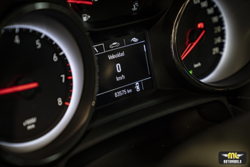 Opel Astra Sports Tourer 1.2 Turbo 145CV