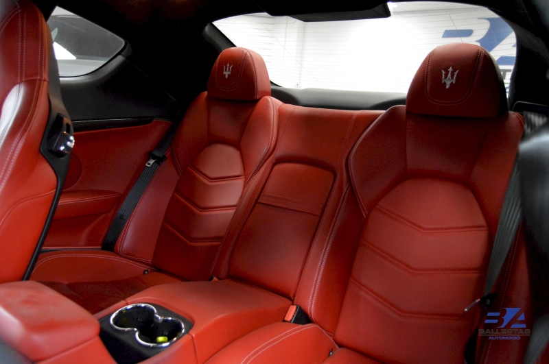 Maserati GranTurismo S MC Sport Line 460cv F1.  