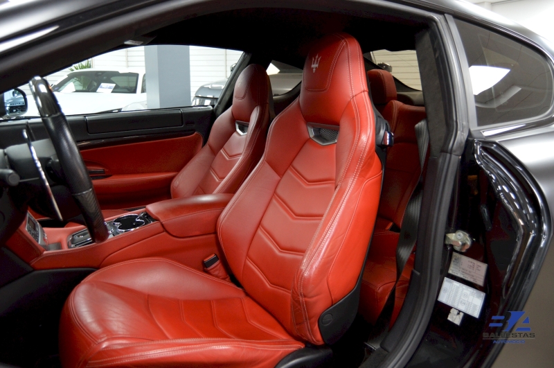 Maserati GranTurismo S MC Sport Line 460cv F1.  