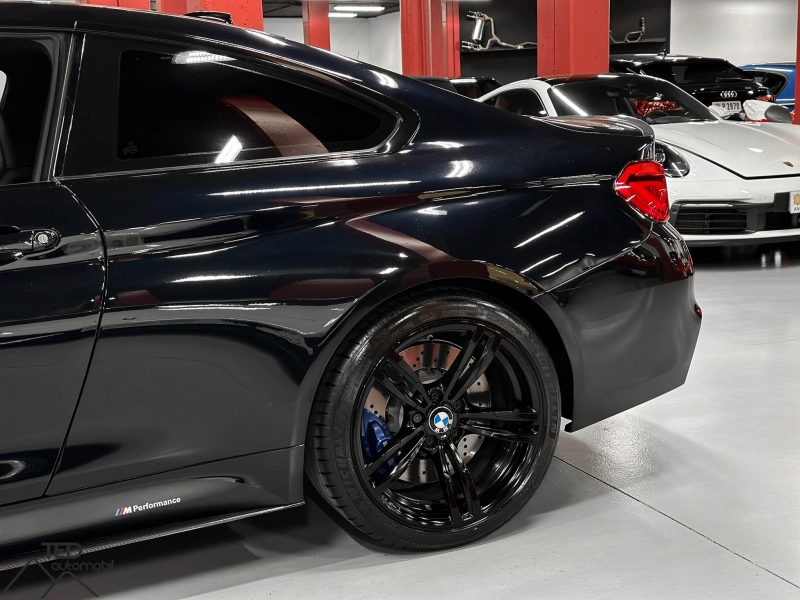 BMW M4 Competition DKG 450cv