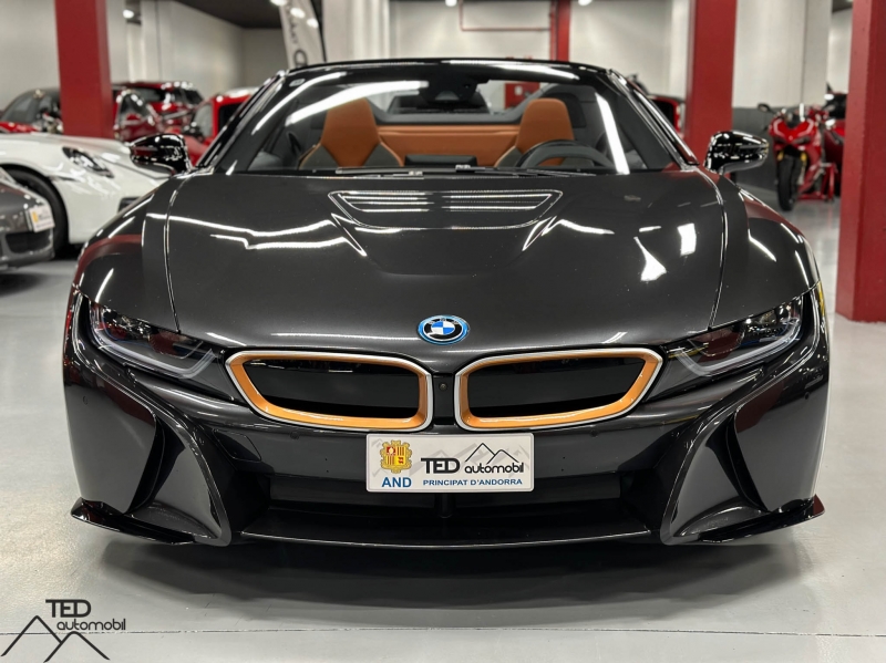 BMW i8 Roadster Sophisto Edition 1/200 374cv