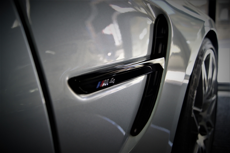 BMW M4 COMPETITION DKG 450CV * FULL EQUIP *