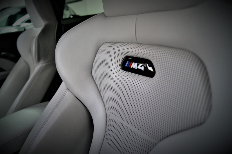 BMW M4 COMPETITION DKG 450CV * FULL EQUIP *