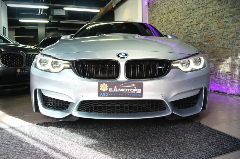 BMW M4 COMPETITION DKG 450CV * FULL EQUIP *