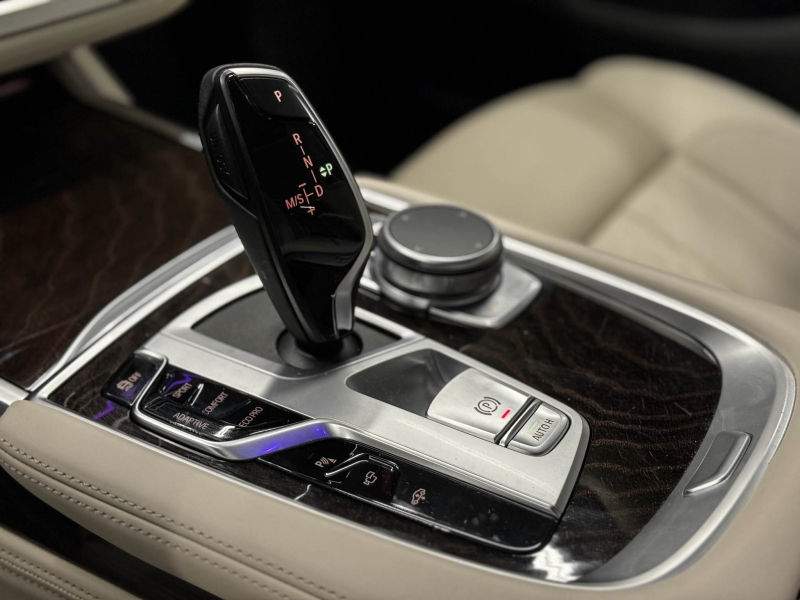 BMW 740d X-Drive 340cv