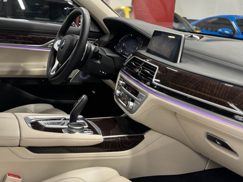 BMW 740d X-Drive 340cv