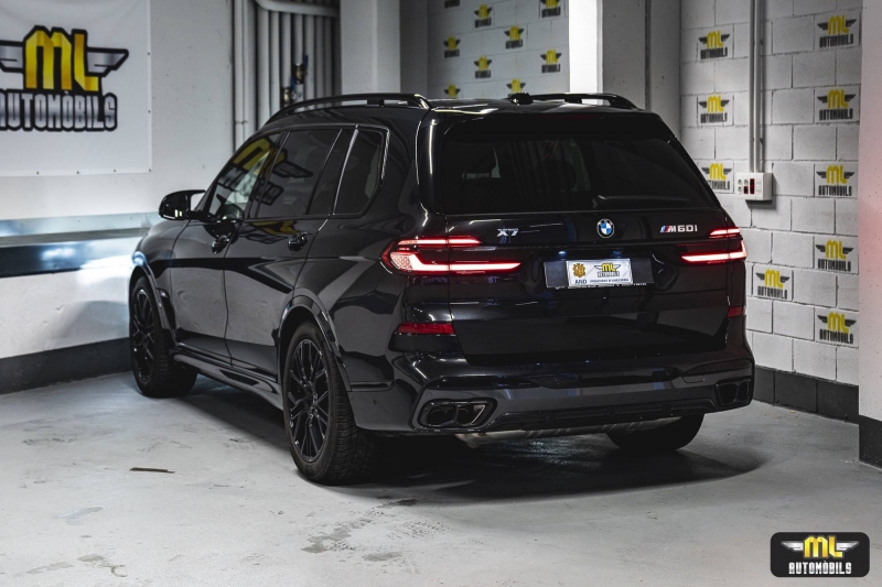 BMW X7 M60i xDrive 7 Places