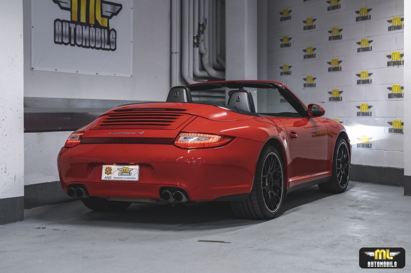 Porsche 911 Carrera 4 Cabriolet PDK