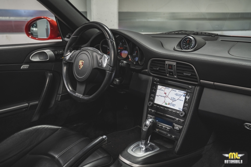 Porsche 911 Carrera 4 Cabriolet PDK