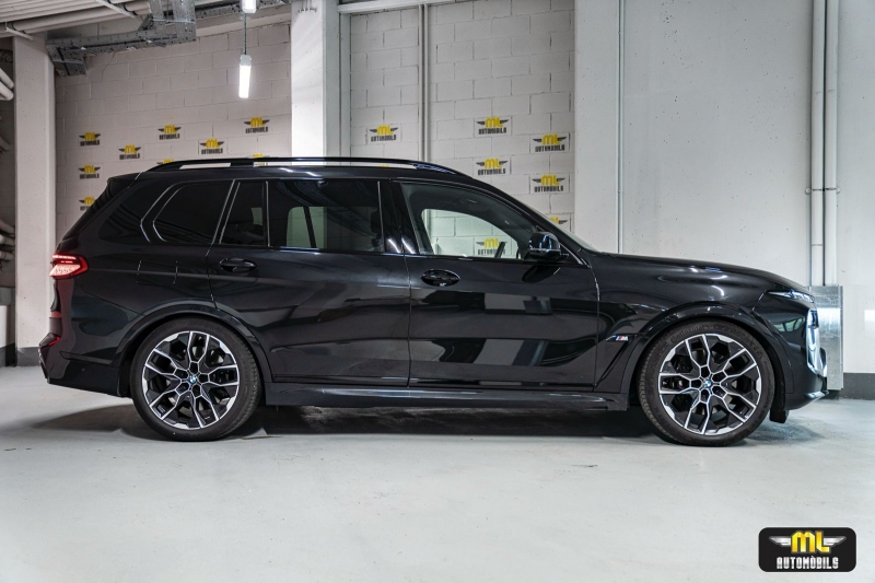 BMW X7 M60i xDrive 7 Places