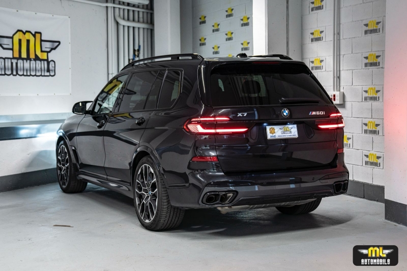 BMW X7 M60i xDrive 7 Places