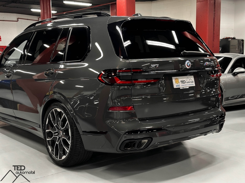 BMW X7 M60i X-Drive 530cv