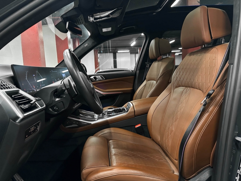 BMW X7 M60i X-Drive 530cv