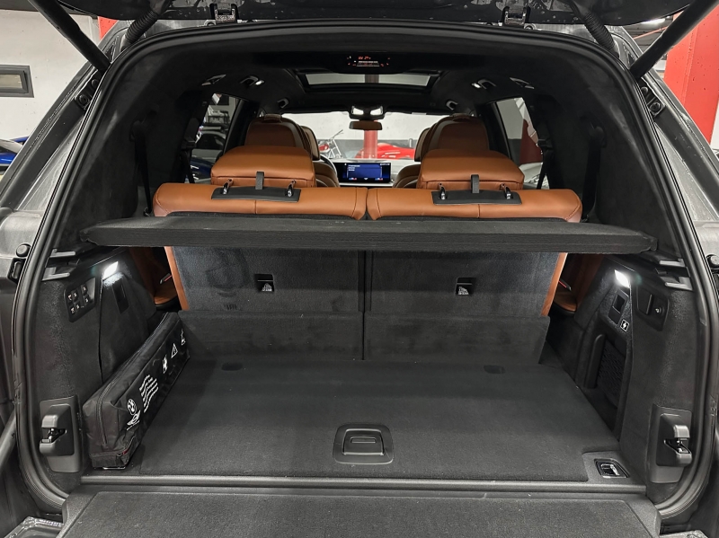 BMW X7 M60i X-Drive 530cv