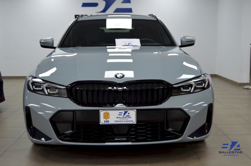 BMW 330i Touring 258CV
