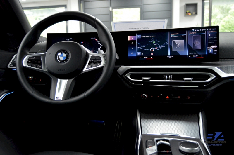 BMW 330i Touring 258CV