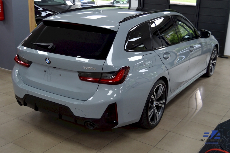 BMW 330i Touring 258CV