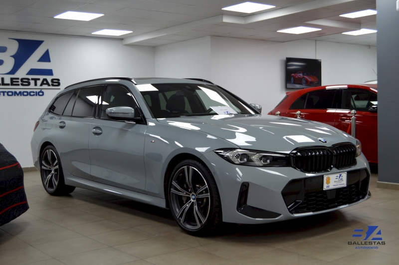 BMW 330i Touring 258CV