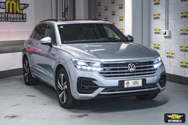 Volkswagen Touareg R-Line 3.0 V6 TDI 4MOTION Tiptronic