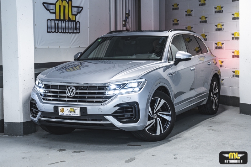 Volkswagen Touareg R-Line 3.0 V6 TDI 4MOTION Tiptronic