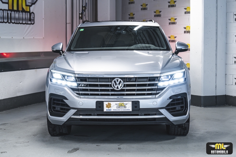 Volkswagen Touareg R-Line 3.0 V6 TDI 4MOTION Tiptronic