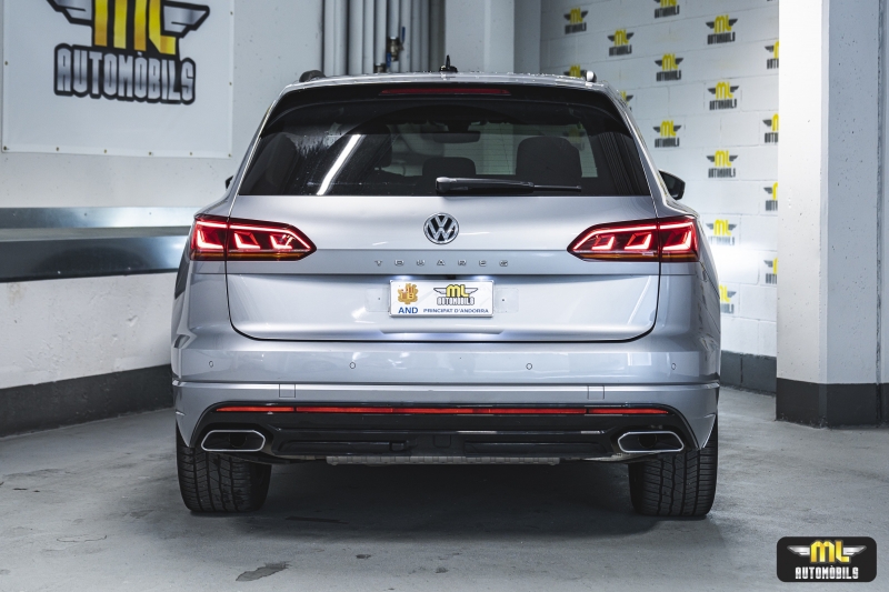 Volkswagen Touareg R-Line 3.0 V6 TDI 4MOTION Tiptronic